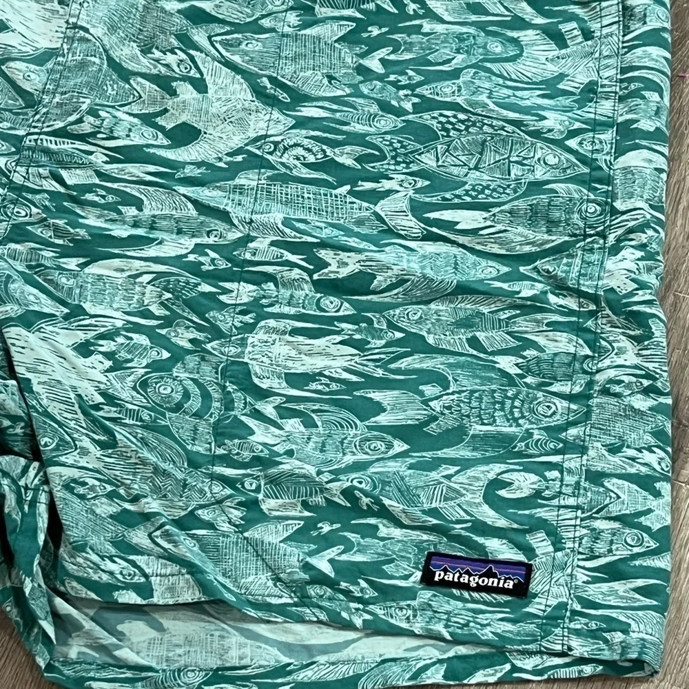 Patagonia XL Fully Lined Fish Pattern Swim Trunks